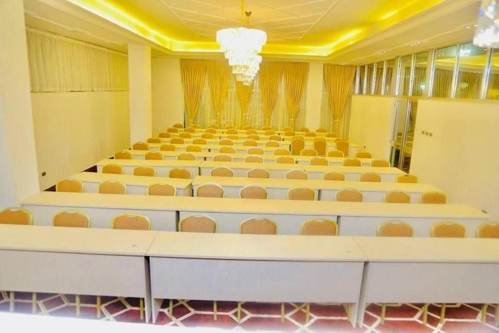 Cyan Hotel Аддис-Абеба Екстер'єр фото